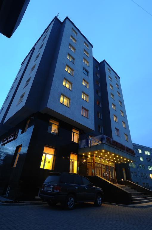 Platinum Hotel Улан-Батор Экстерьер фото